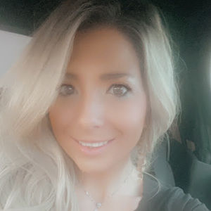 Meet your Posher, Mikhaila